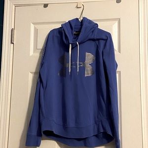 used size medium under armour hoodie good condition